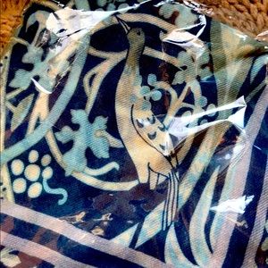 *HOST PICK* Beautiful Bandana Scarf *NEW*